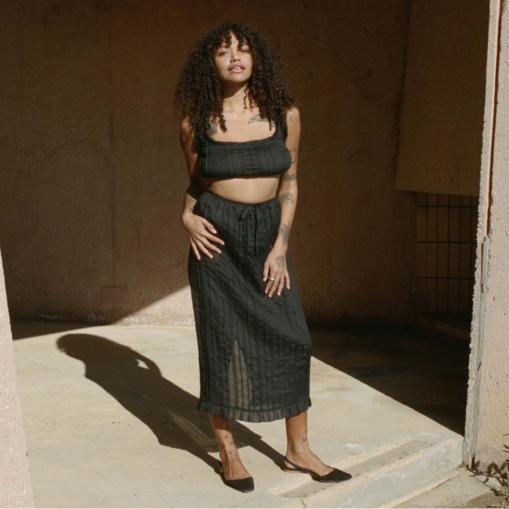 ISO DOEN RENEE TOP AND RENAUD SKIRT SET